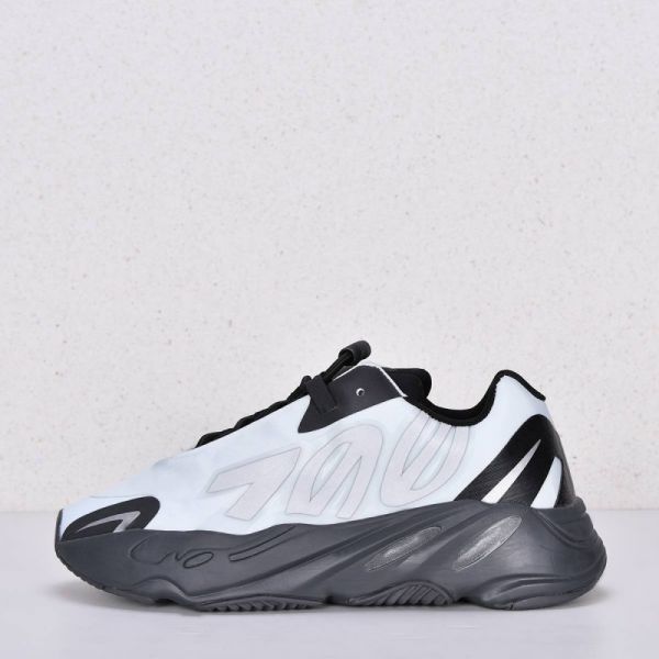 Adidas Yeezy Boost 700 sneakers art 3868